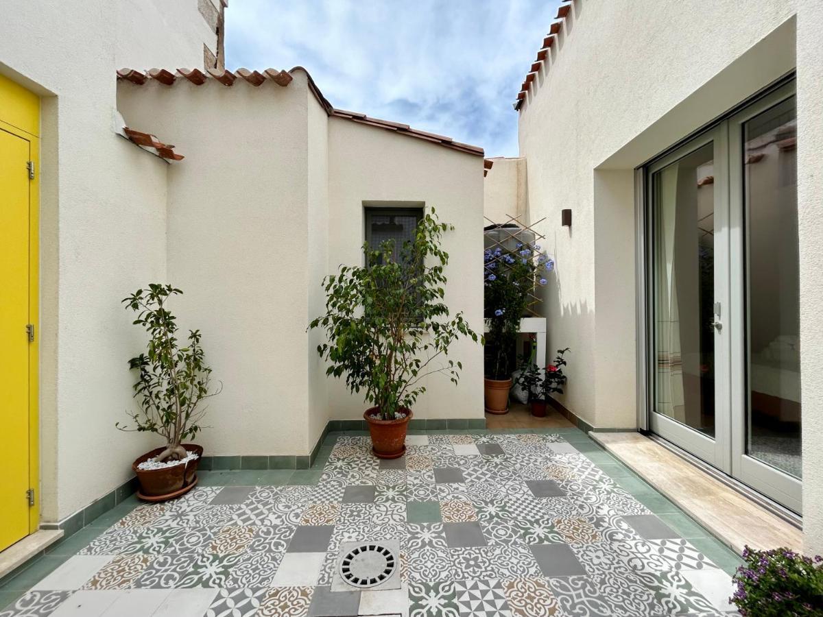 Palazzo Ma.Ri.Lu. Hotel Cabras Bagian luar foto